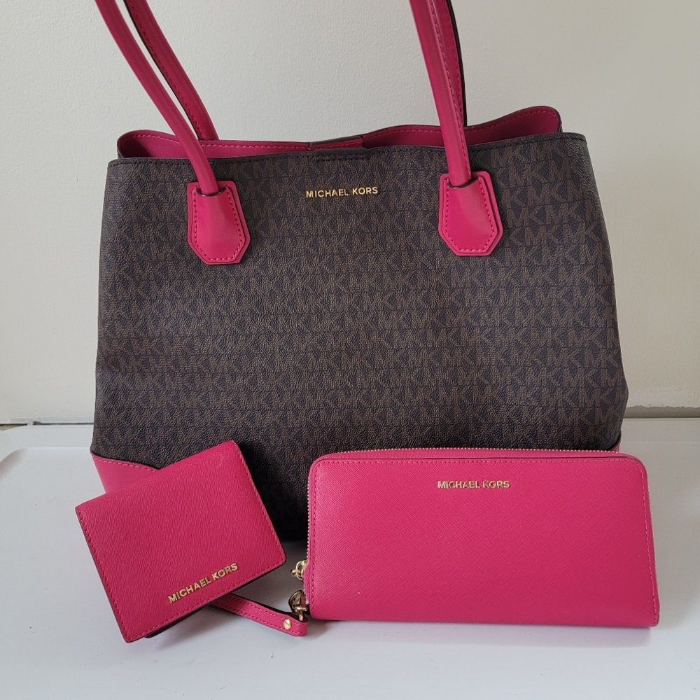 Michael Kors Dark Brown and Bright Pink Tote Set w/ Wallet & ID Holder.